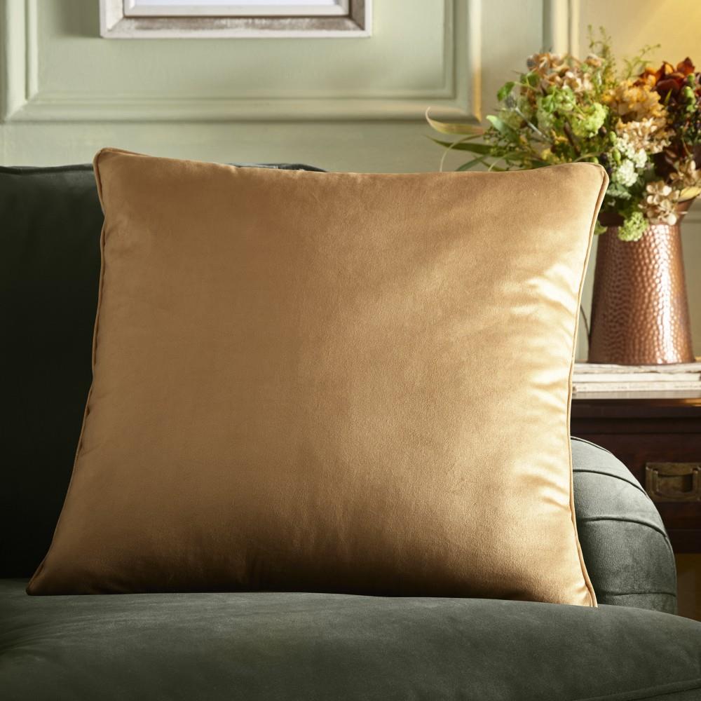 Appletree Heritage Harlan Soft Velvet Piped Edge Filled Cushion
