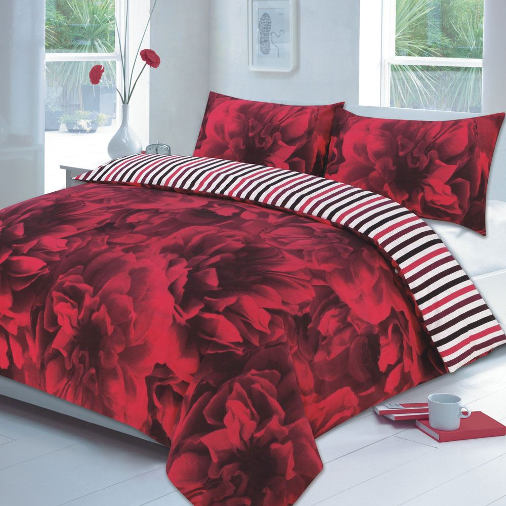 Night Zone Rose And Stripe Print Reversible Duvet