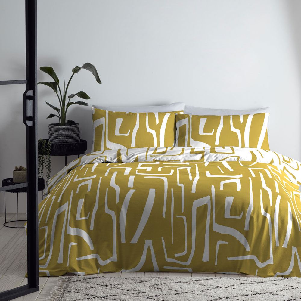 Fusion Aria Contemporary Print Easy Care Reversible Duvet Cover Set