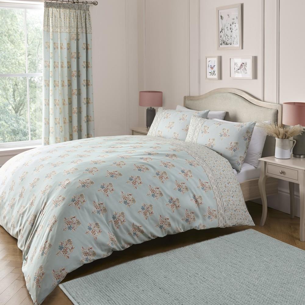 Dreams & Drapes Design Lorena Patchwork Bohemian Damask Easy Care Duvet Cover Set