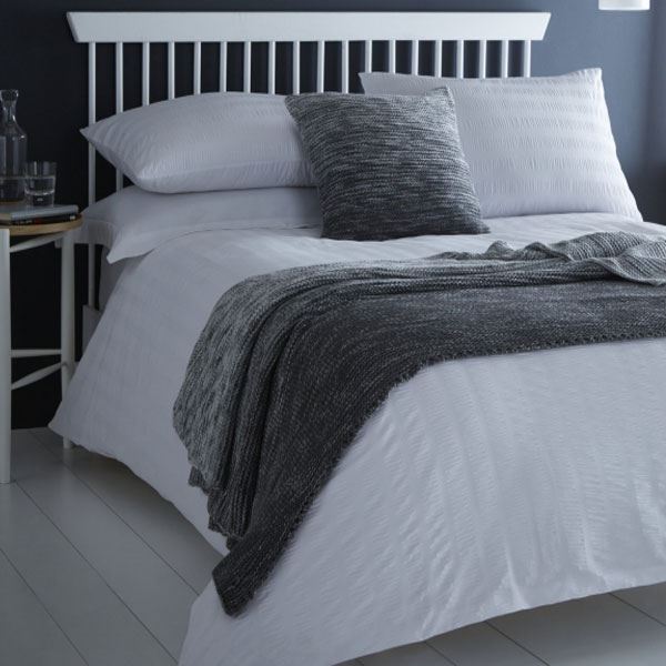 Serene Seersucker Duvet Cover Set