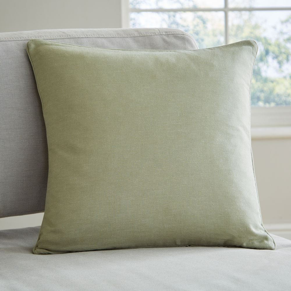 Catherine Lansfield Chambray Yarn Dyed 100% Cotton Piped Edge Filled Cushion