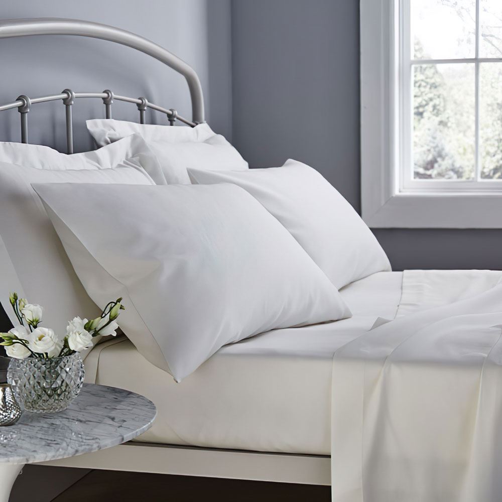 Catherine Lansfield Easy Care Cotton Rich 500 Thread Count Fitted Sheet