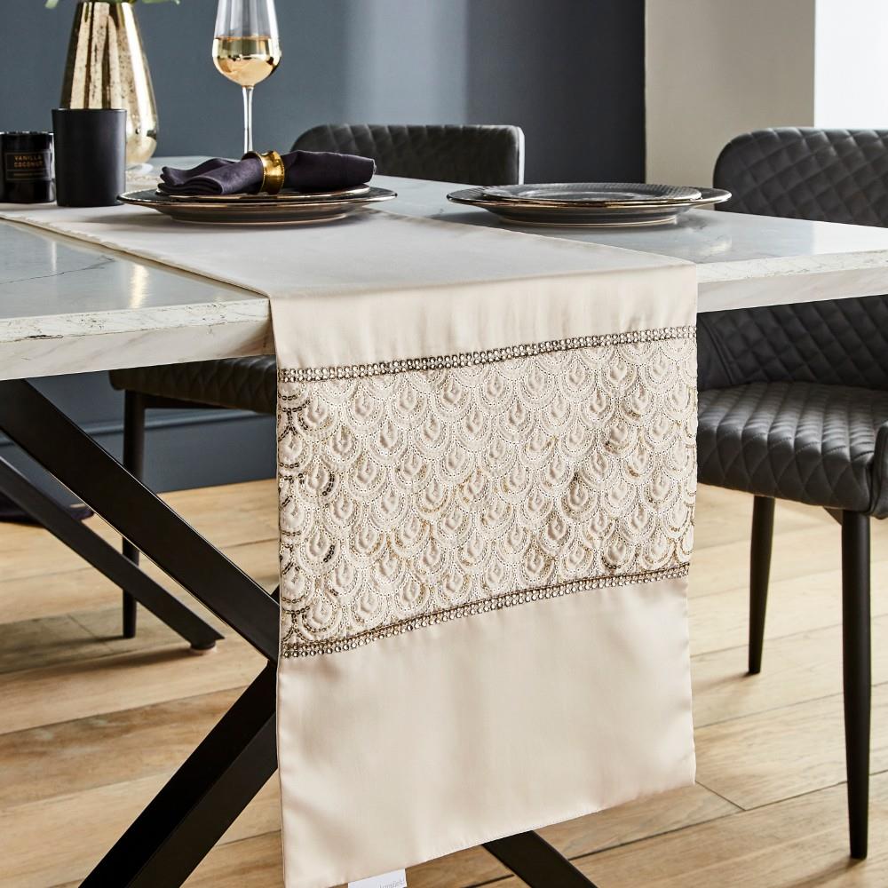Catherine Lansfield Deco Sequin 32x180 cm Dining Table Runner