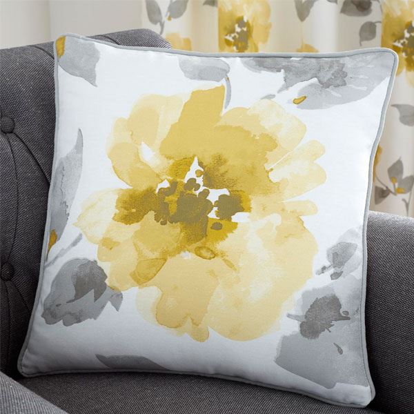 Fusion Adriana Floral 100% Cotton Piped Cushion Cover