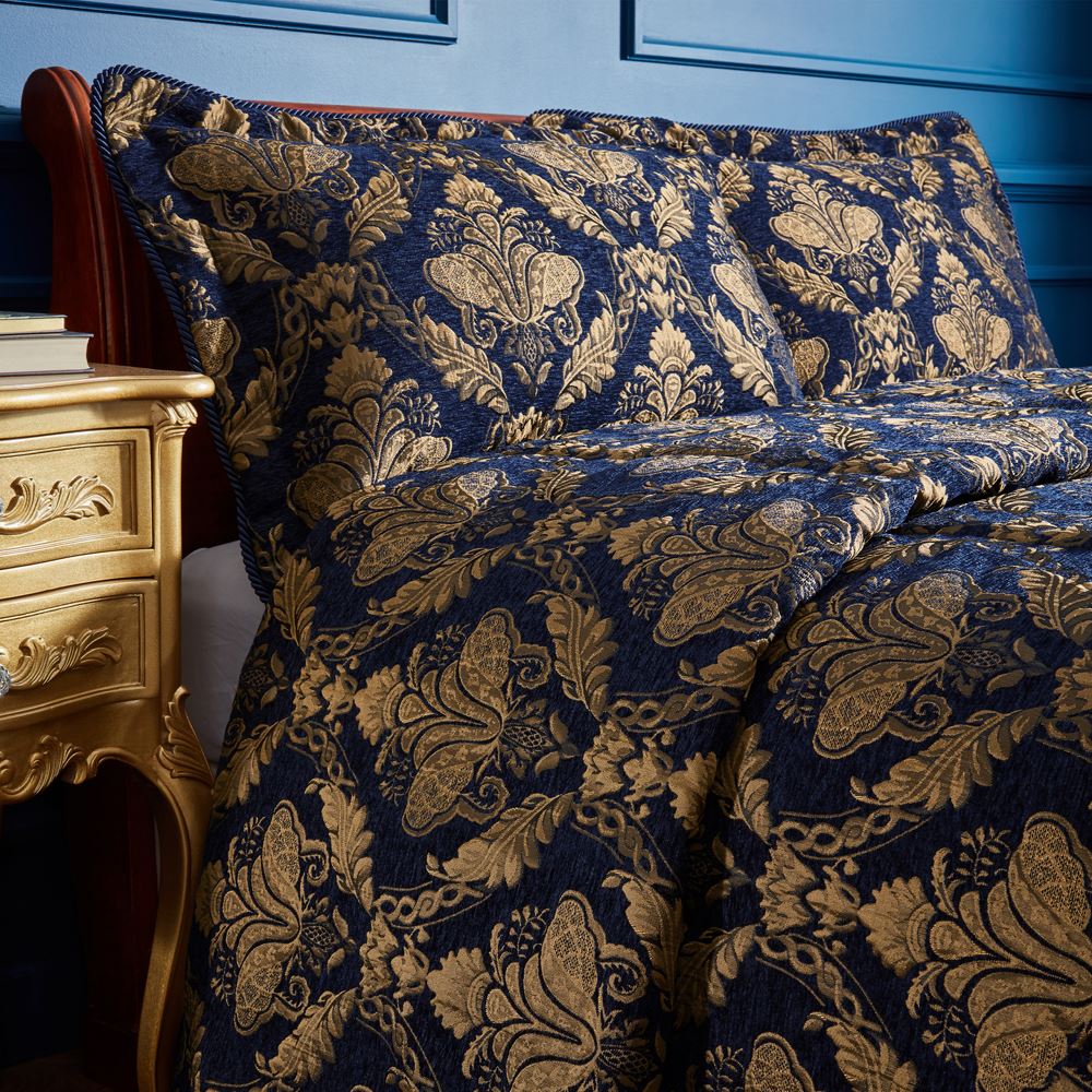 Paoletti Shiraz Comforter Bedspread