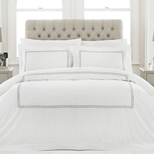 Paoletti Cleopatra 200 Thread Count 100% Cotton Duvet Cover Set