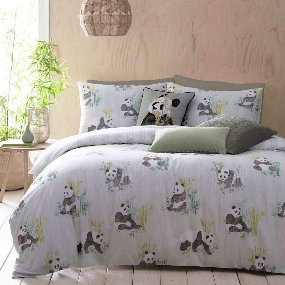 Furn Panda's Print Reversible Duvet Cover Set