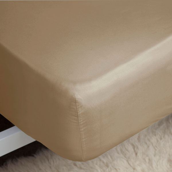 Belledorm Easycare Polycotton Percale 200 Thread Count 11 Inch Deep Fitted Sheet