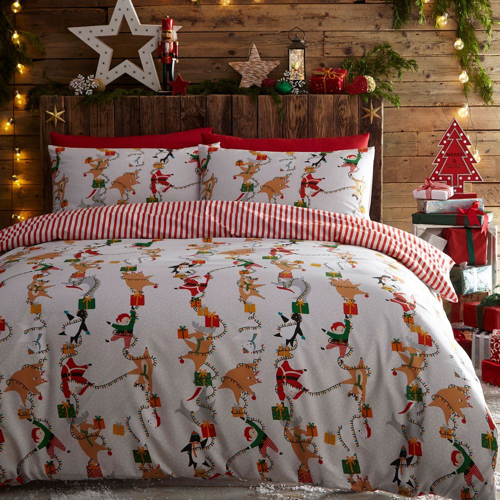 Furn Santas Workshop Christmas Reversible Duvet Cover Set