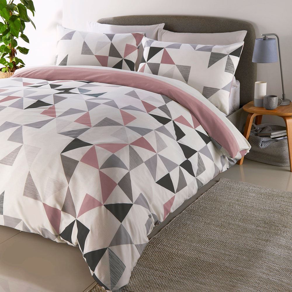 Fusion Hendra Geometric Print Easy Care Reversible Duvet Cover Set