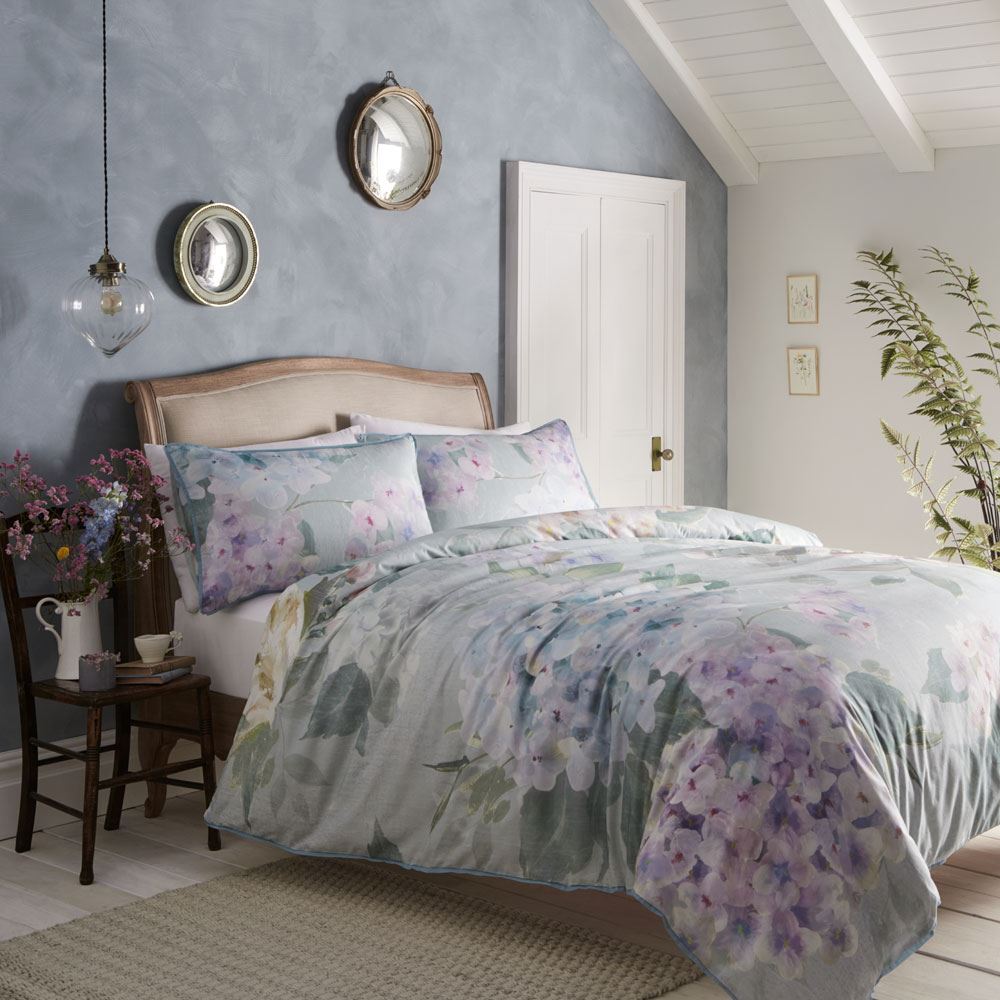 Appletree Heritage Hydrangea 100% Cotton 200 Thread Count Duvet Cover Set