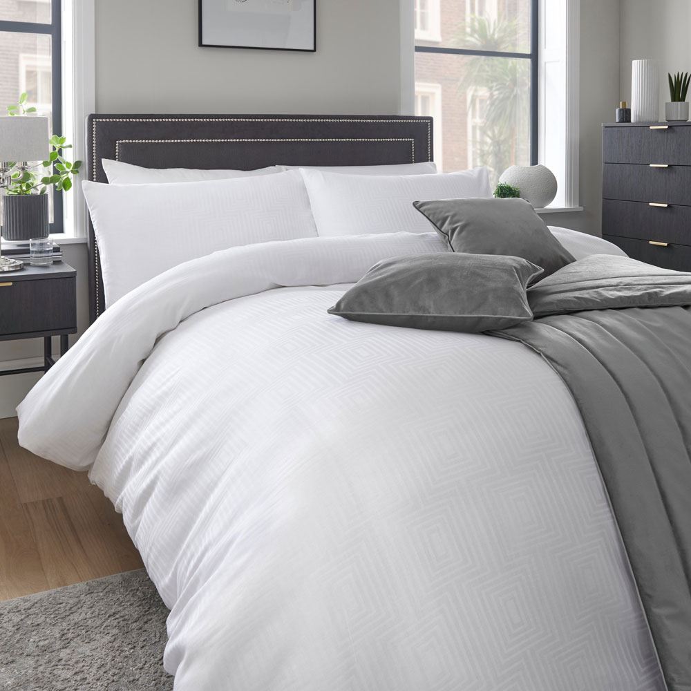 Appletree Boutique Charbury Geometric 100% Cotton 200 Thread Count Duvet Cover Set