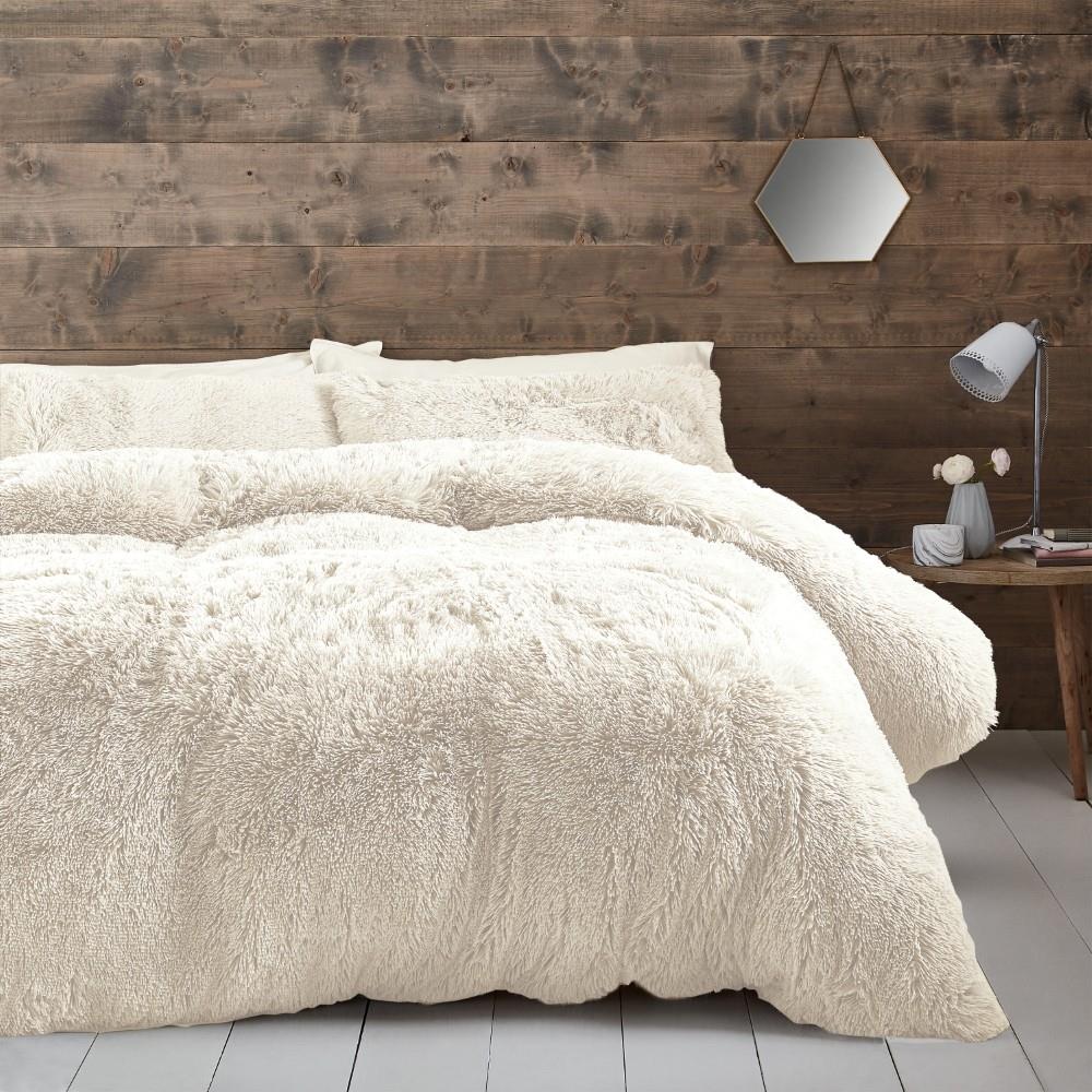 Catherine Lansfield Cuddly Deep Pile Faux Fur Single Duvet Cover Set with Pillowcase Cream