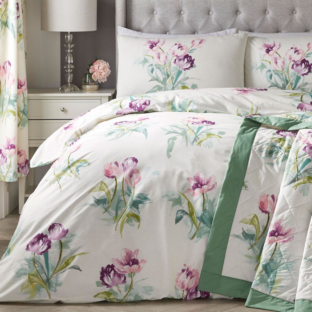 Dreams & Drapes Macy Floral Print Easy Care Reversible Duvet Cover Set