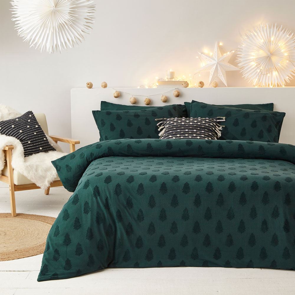 The Linen Yard Christmas Tufted Tree 100% Cotton Duvet Cover Set