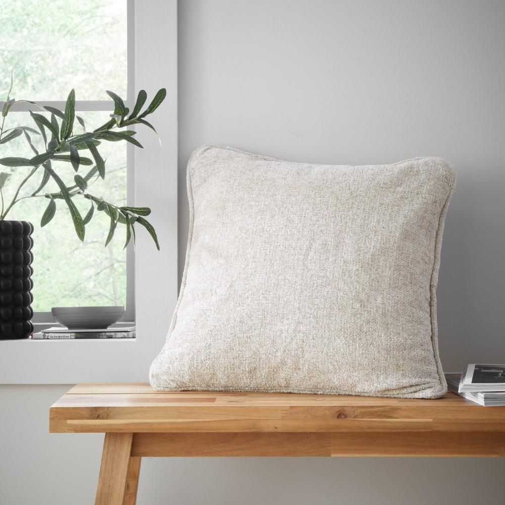 Catherine Lansfield Wilson Plain Chenille Piped Edge Filled Cushion