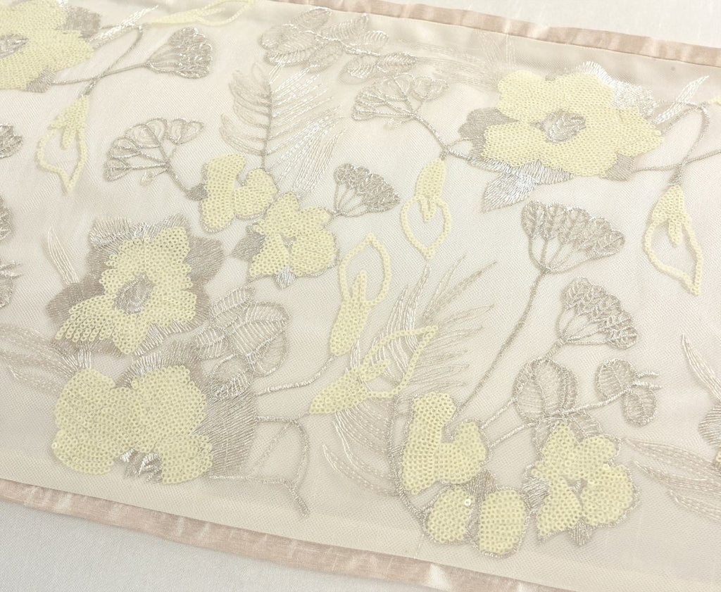 Night Zone Savanna Floral Embroidery Duvet Cover Set
