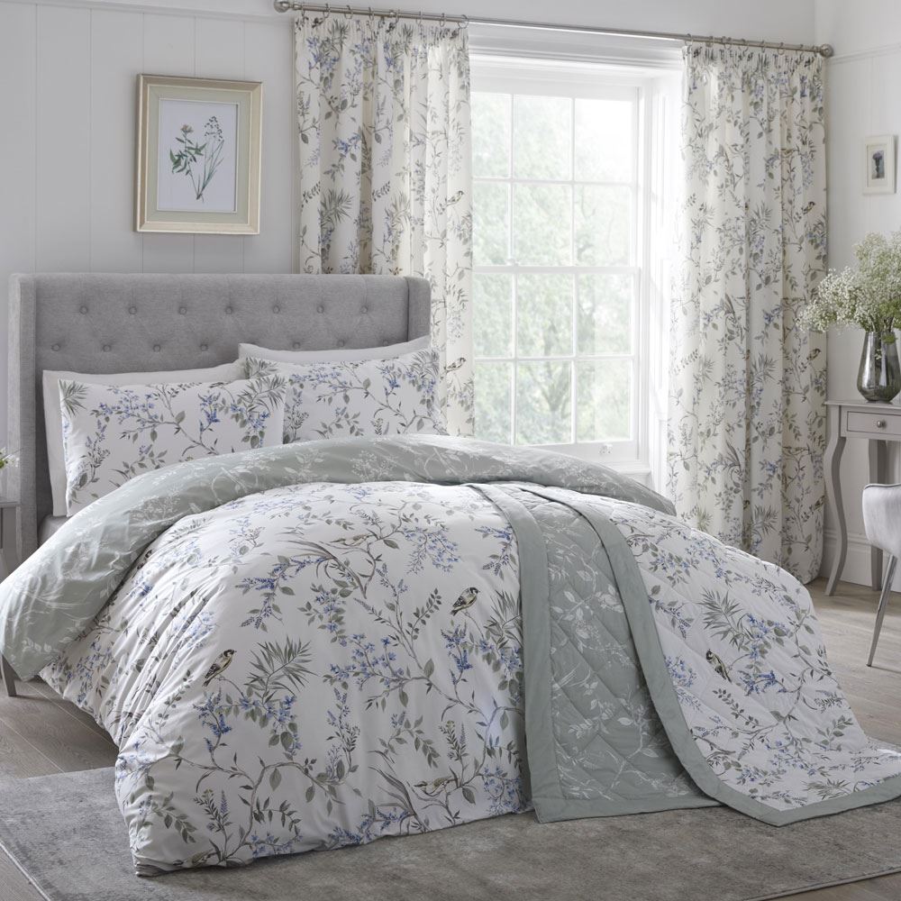 Dreams & Drapes Nora Blossom Woodland Print Reversible Duvet Cover Set