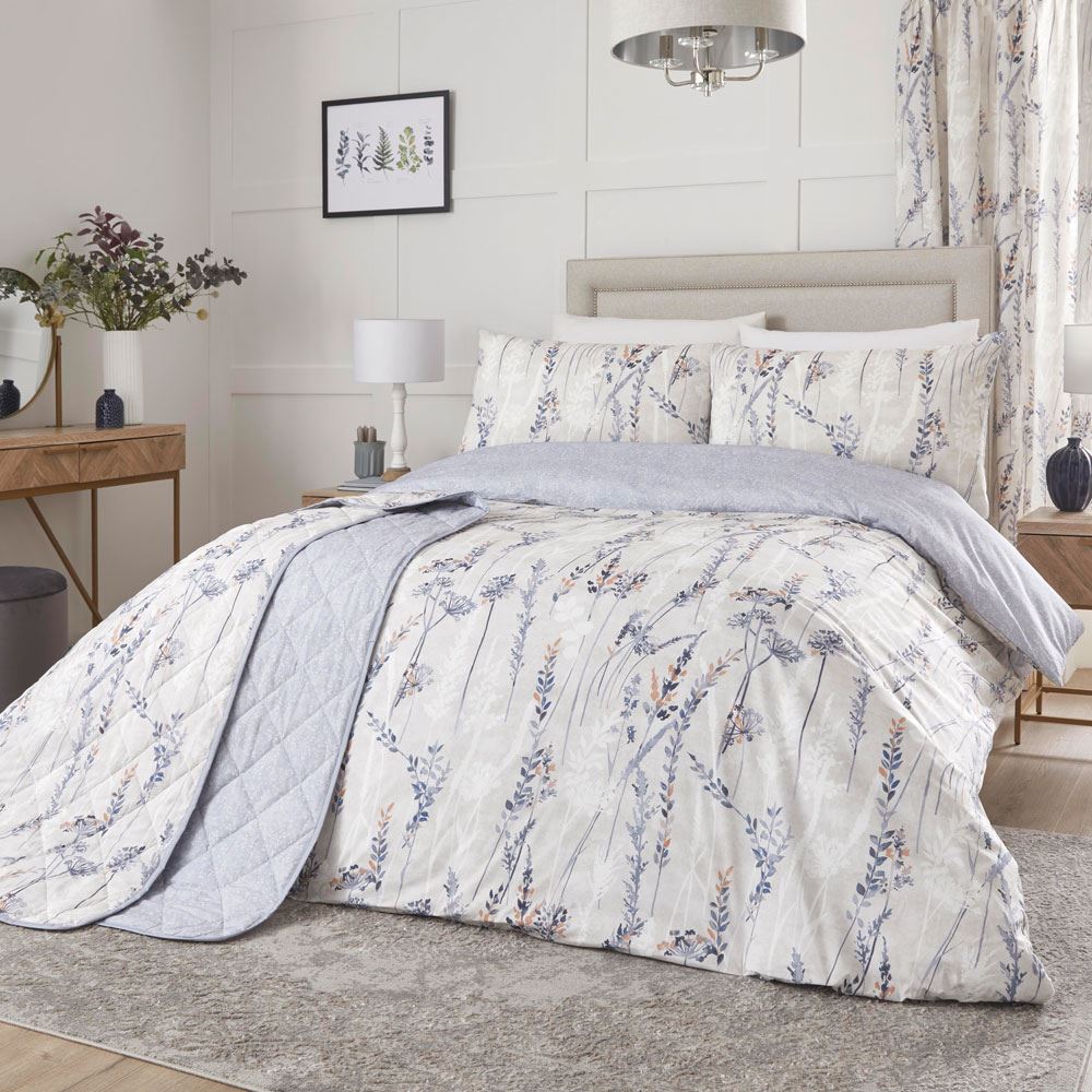 Dreams & Drapes Wild Stems Botanical Print Easy Care Reversible Duvet Cover Set