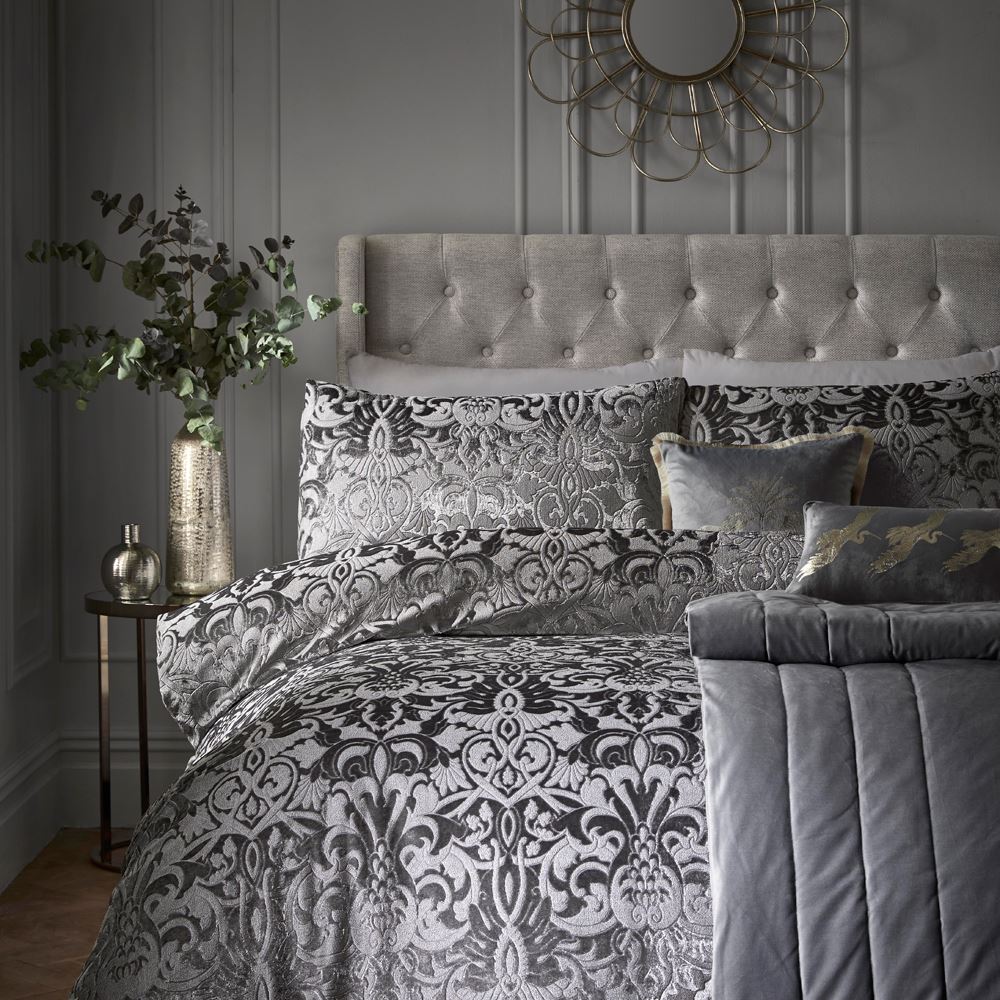 Laurence Llewelyn Bowen Firenza Damask Woven Jacquard Duvet Cover Set