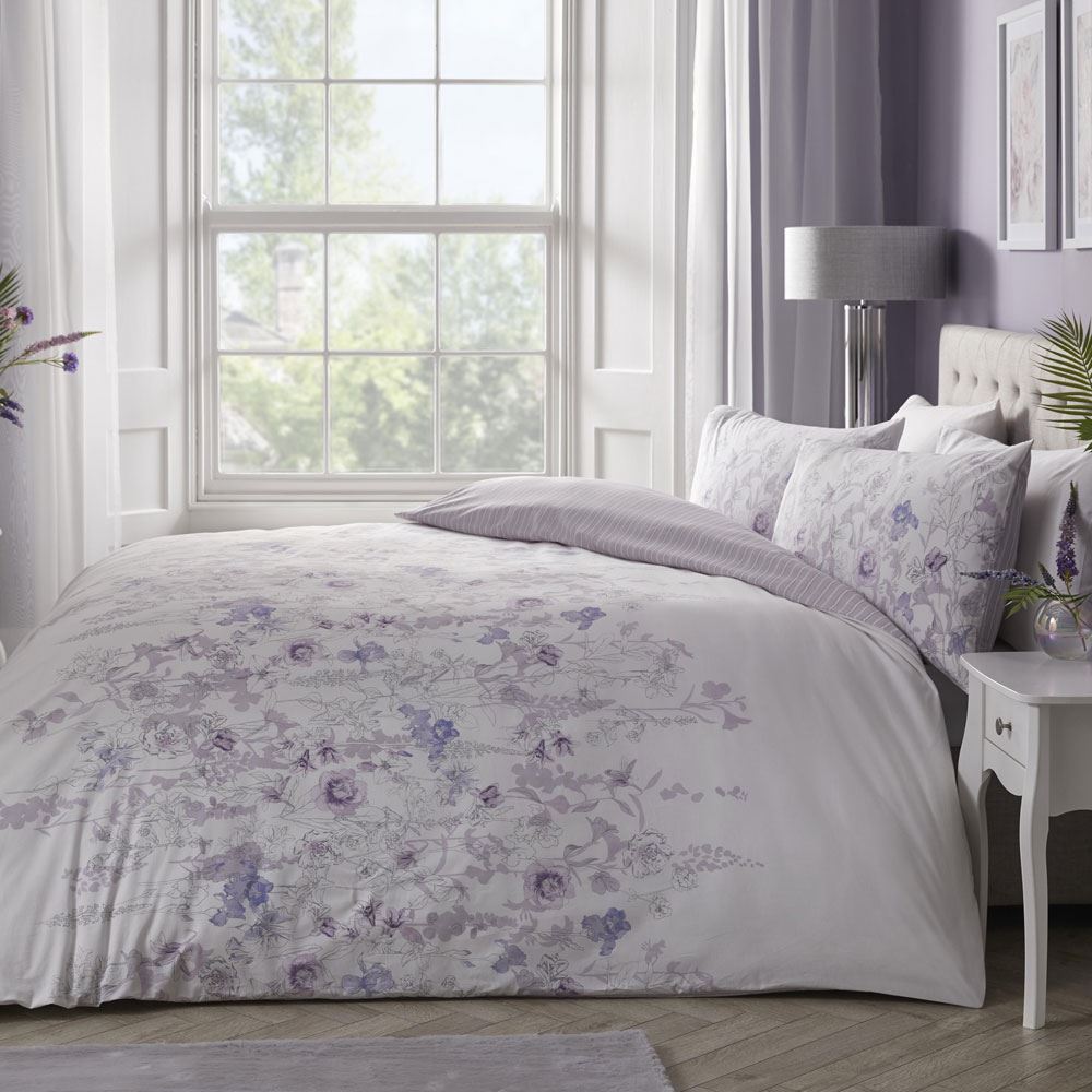 Dreams & Drapes Violet Flower Print 100% Cotton Reversible Duvet Cover Set