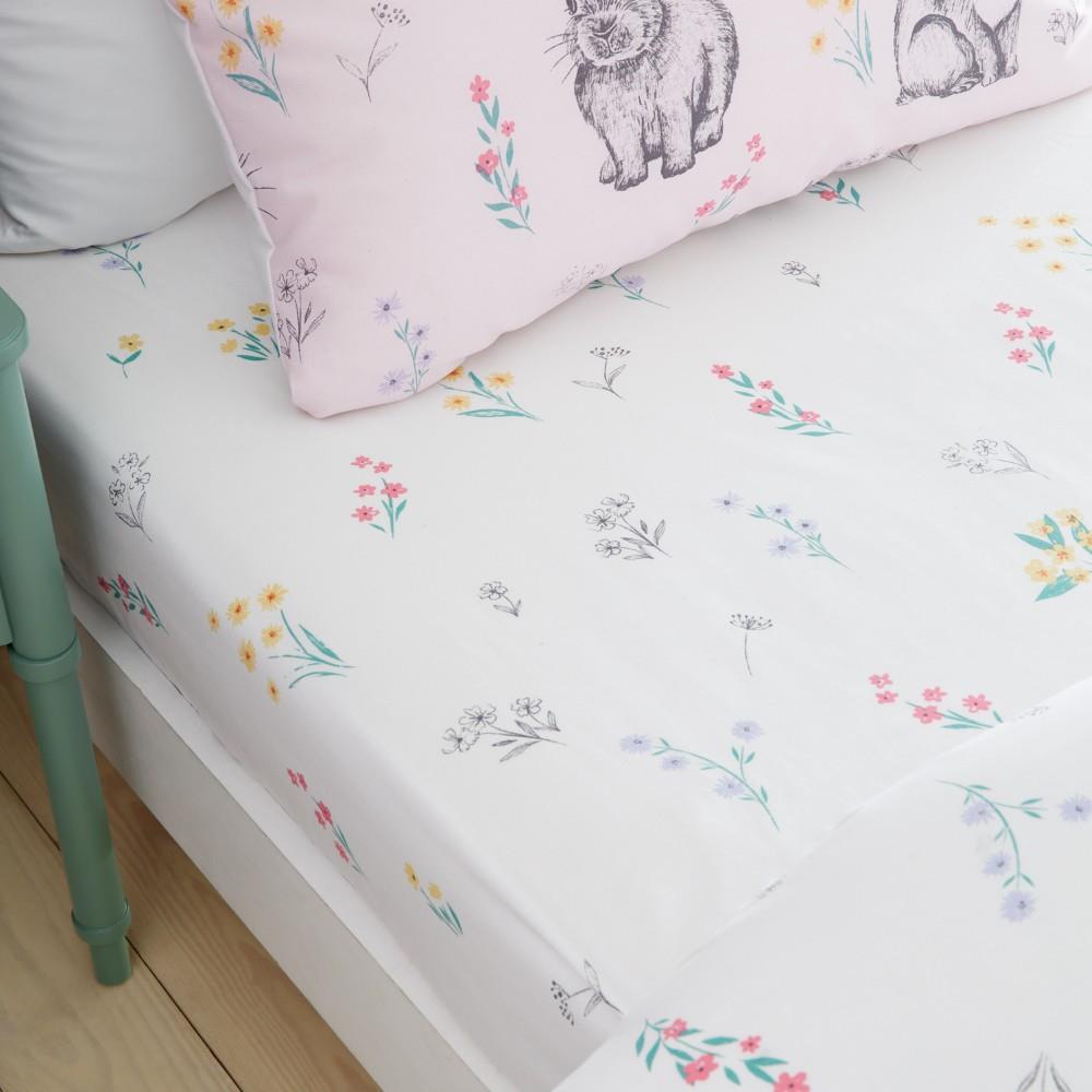 Catherine Lansfield Bunny Tails Ditsy Flowers Double Fitted Sheet