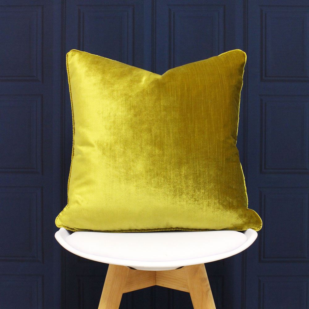 Riva Paoletti Luxe Soft Faux Velvet Piped Cushion Cover