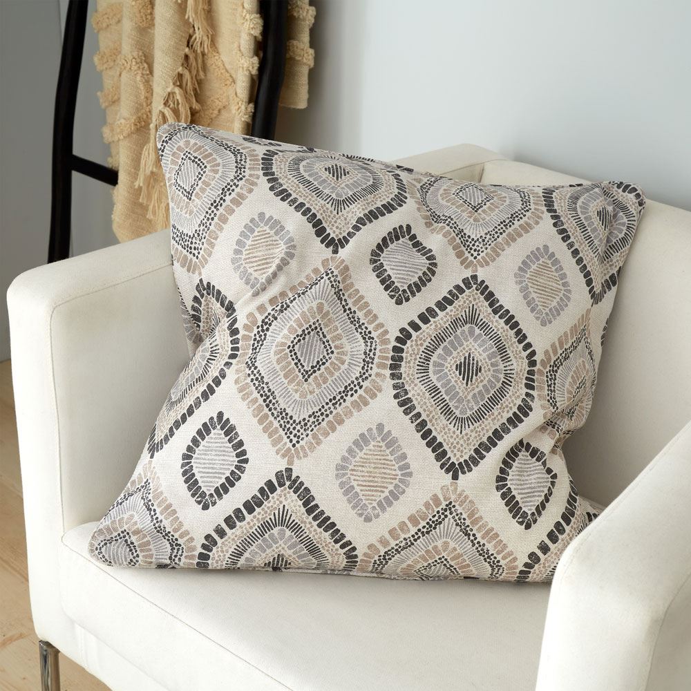 Pineapple Elephant Ziri 100% Cotton Piped Edge Filled Cushion