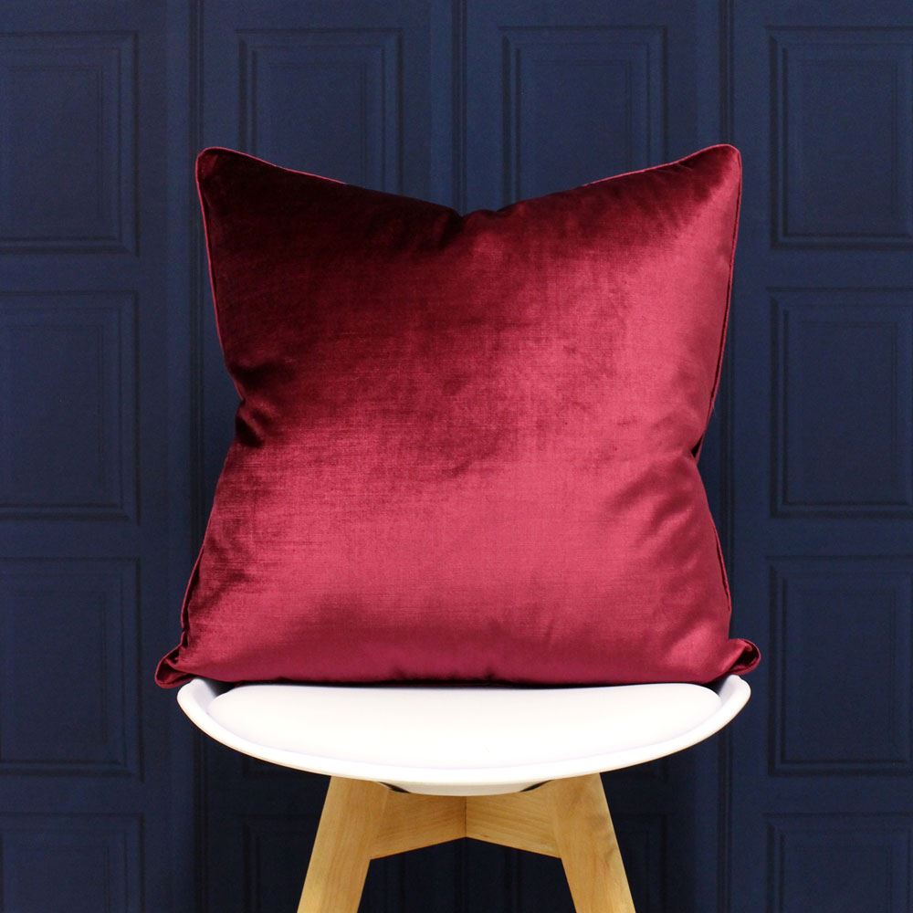 Riva Paoletti Luxe Soft Faux Velvet Piped Cushion Cover