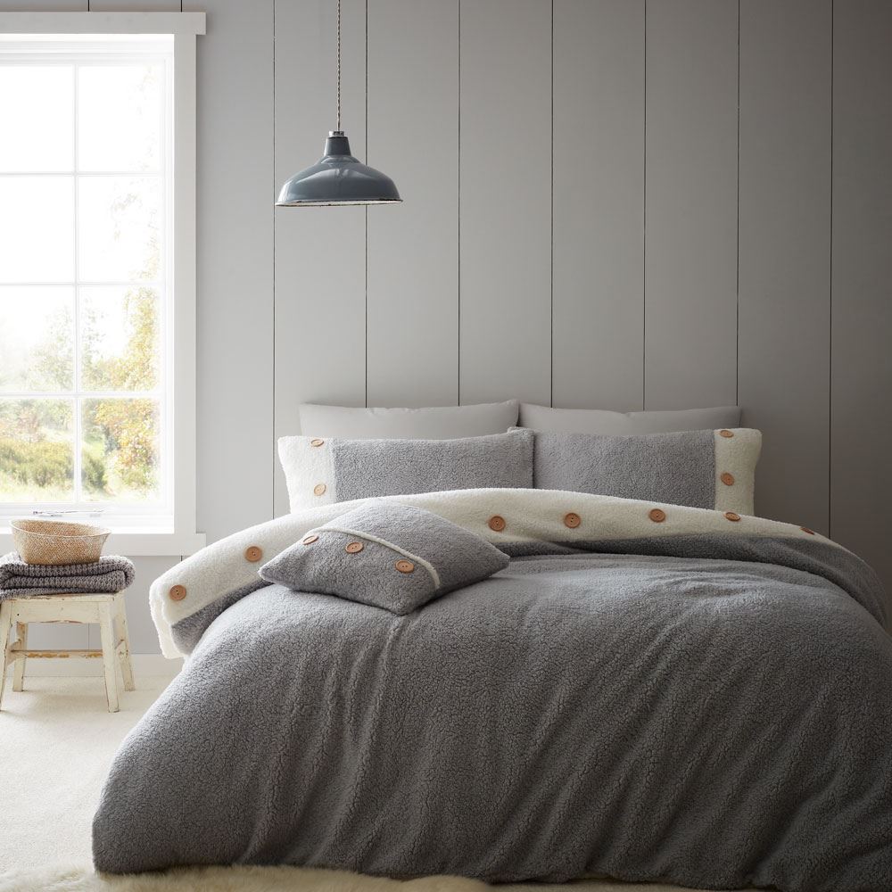 Catherine Lansfield So Soft 2 Tone Buttoned Sherpa Fleece Duvet Cover Set