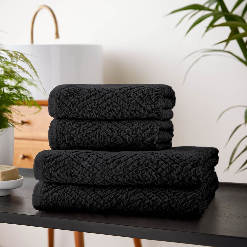 Catherine Lansfield Diamond Geo Sculpted Art Deco 100% Cotton 4 Piece Towel Bale