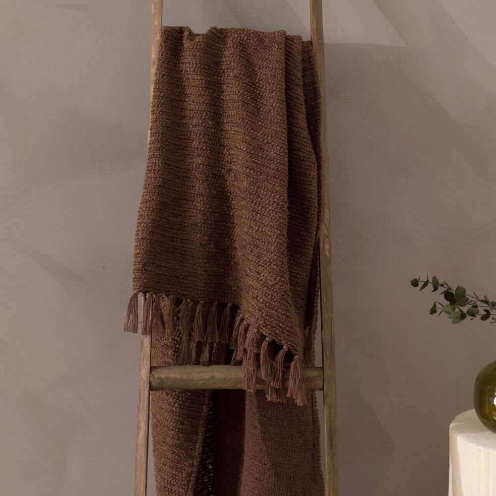 Yard Candar Textured Boucle Fringed Throw