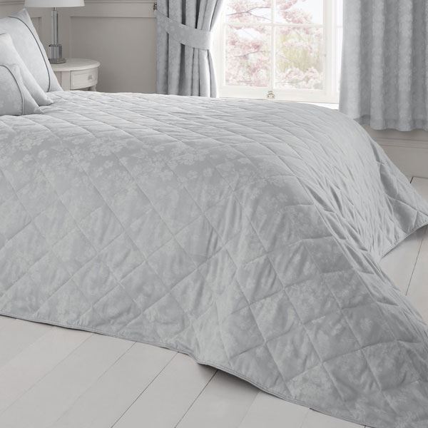 Serene Blossom Floral Jacquard Quilted Bedspread, 220 x 240 Cm