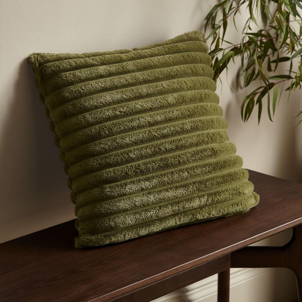 Catherine Lansfield Cosy Ribbed Faux Fur Soft Touch Filled Cushion