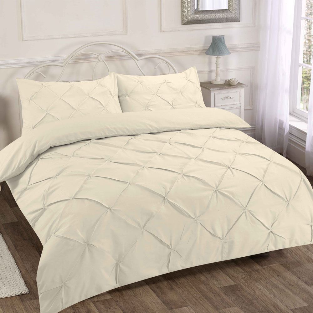 Night Zone Alexander Diamond Pintuck Duvet Cover Set