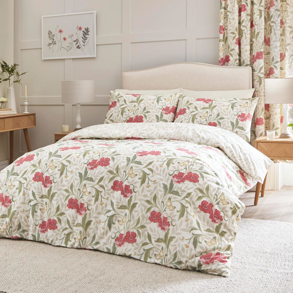 Dreams & Drapes Sandringham Floral Print Reversible Easy Care Duvet Cover Set