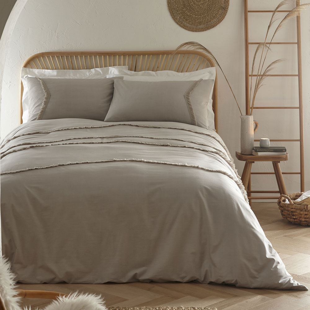 Appletree Loft Tabitha Chevron Tassel 100% Cotton Duvet Cover Set