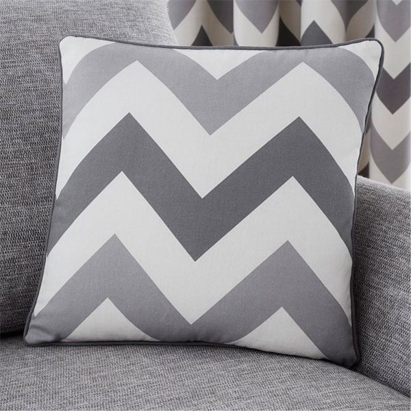 Fusion Chevron Geometric 100% Cotton Piped Filled Cushion