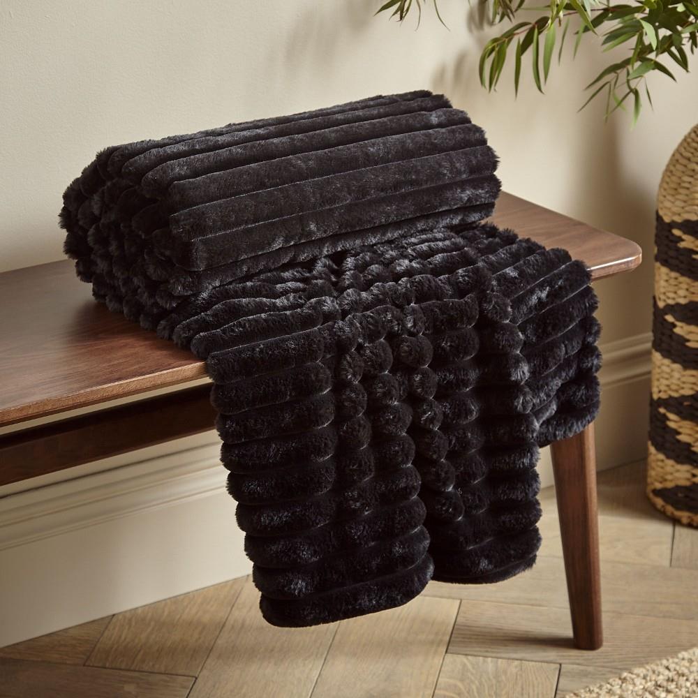 Catherine Lansfield Cosy Ribbed Faux Fur Soft Touch Throw