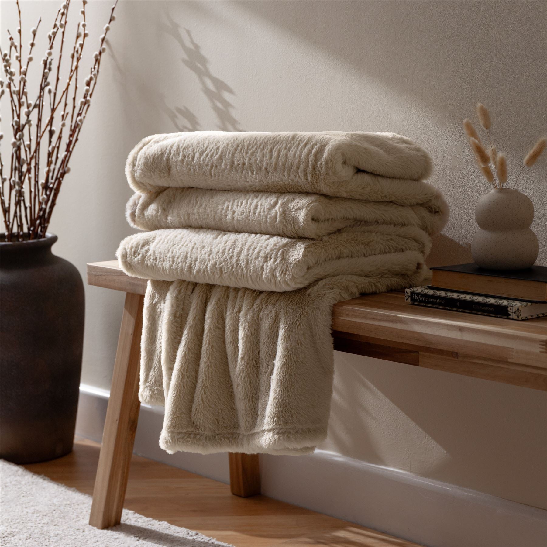 Furn Kallu Super Soft Cosy Faux Fur Throw