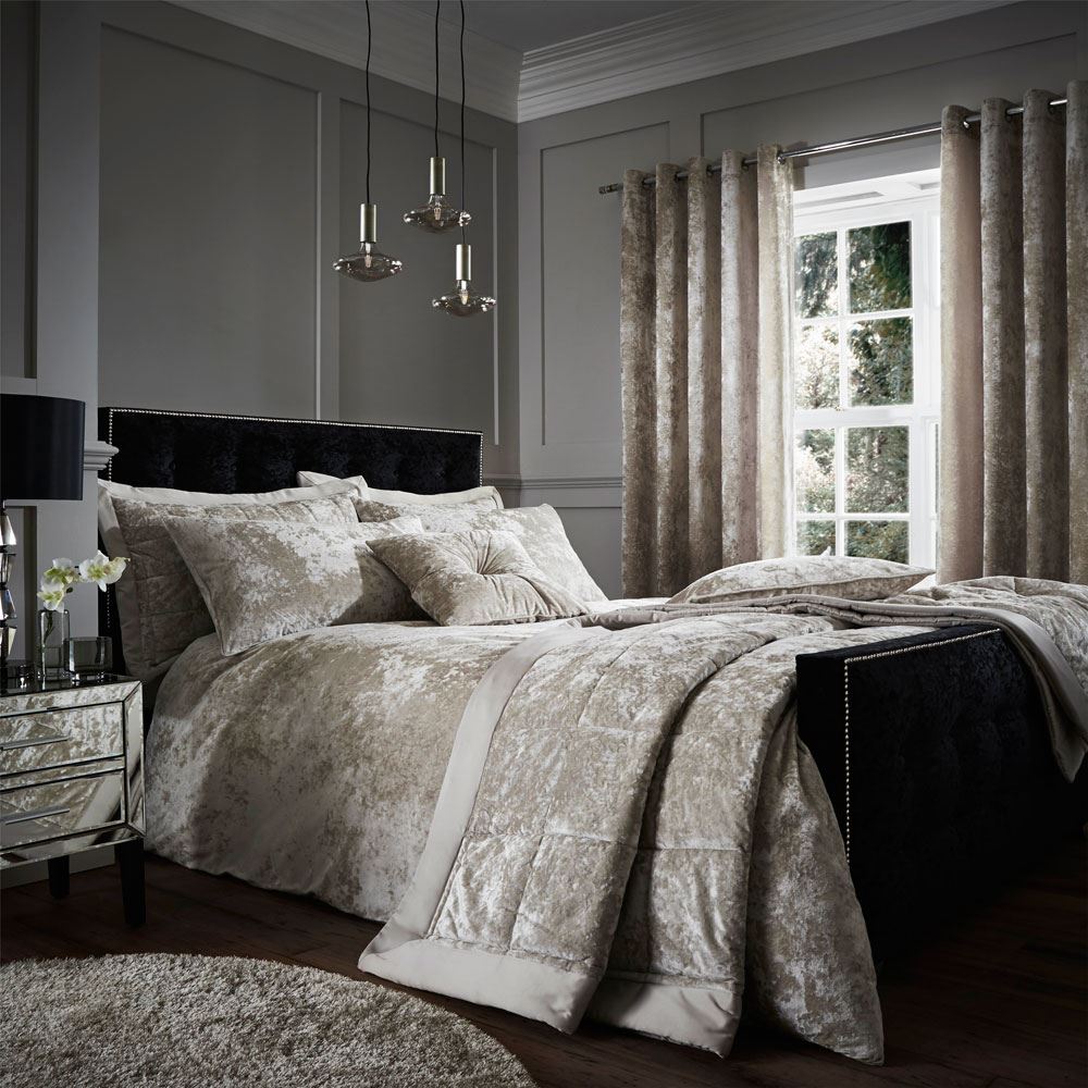 Catherine Lansfield Crushed Velvet Duvet Cover Set