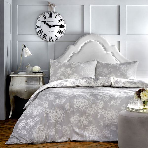 Dreams & Drapes Mishka Floral Print Reversible Duvet Cover Set