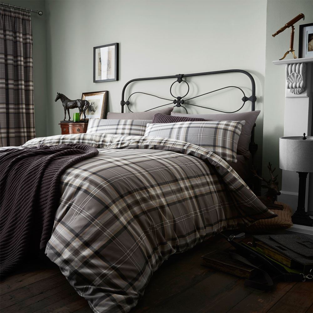 Catherine Lansfield Kelso Reversible Tartan Check Duvet Cover Set