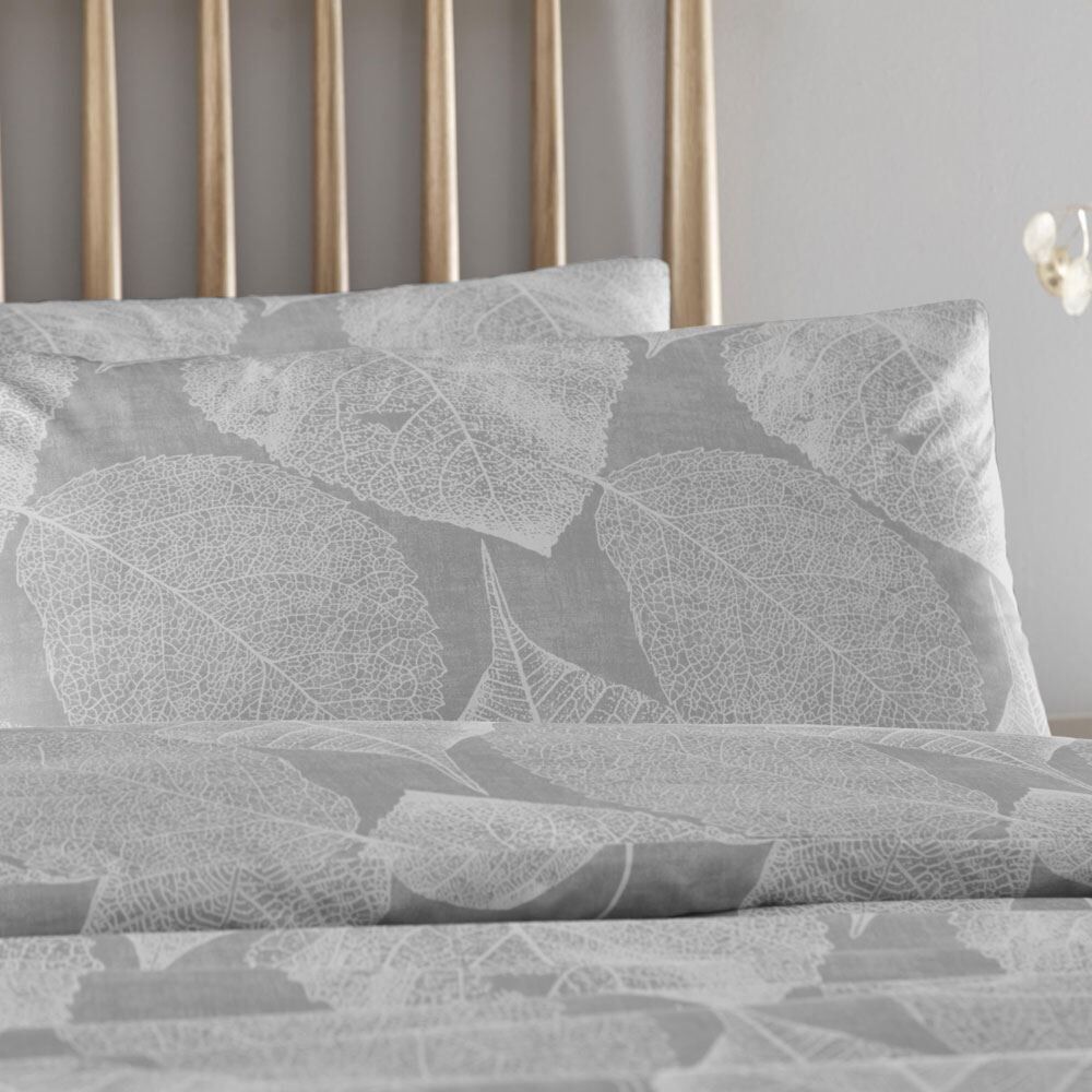 Drift Home Soren Leaf Print Reversible Eco-Friendly Duvet Cover Set