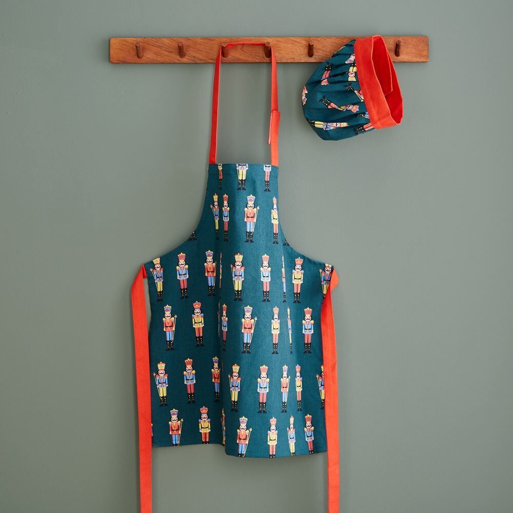 Catherine Lansfield Christmas Nutcracker 100% Cotton Kids Apron and Chef Hat Set, Green
