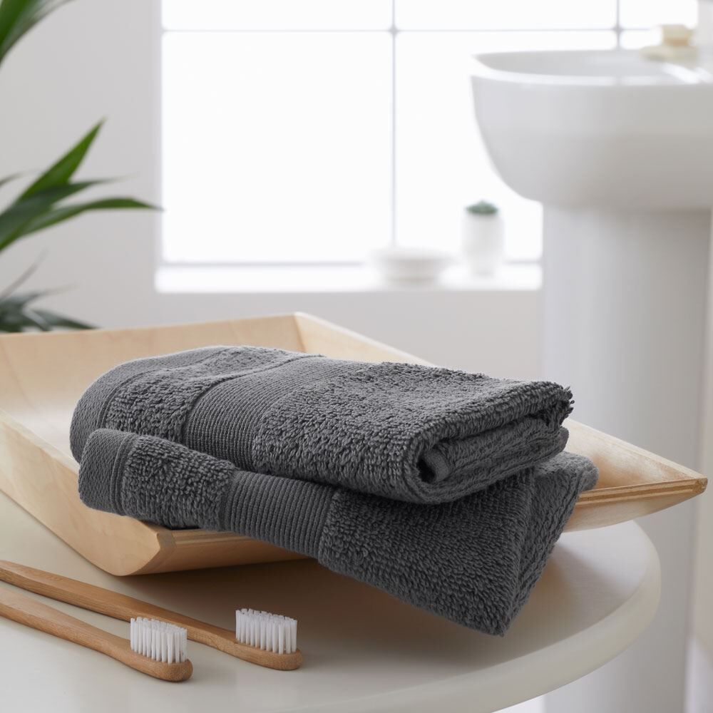 Catherine Lansfield Anti-Bacterial 100% Cotton Face Cloth