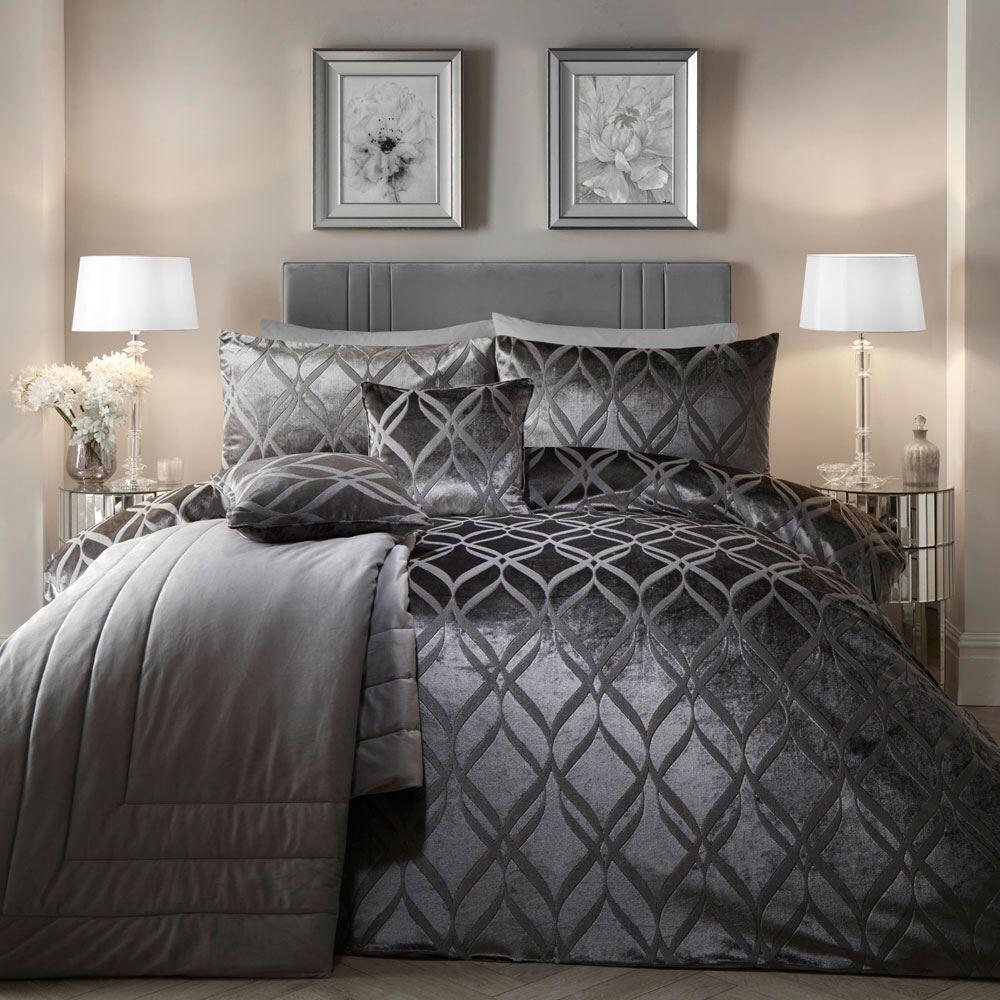 Soiree Belfort Ogee Jacquard Woven Velvet Duvet Cover Set