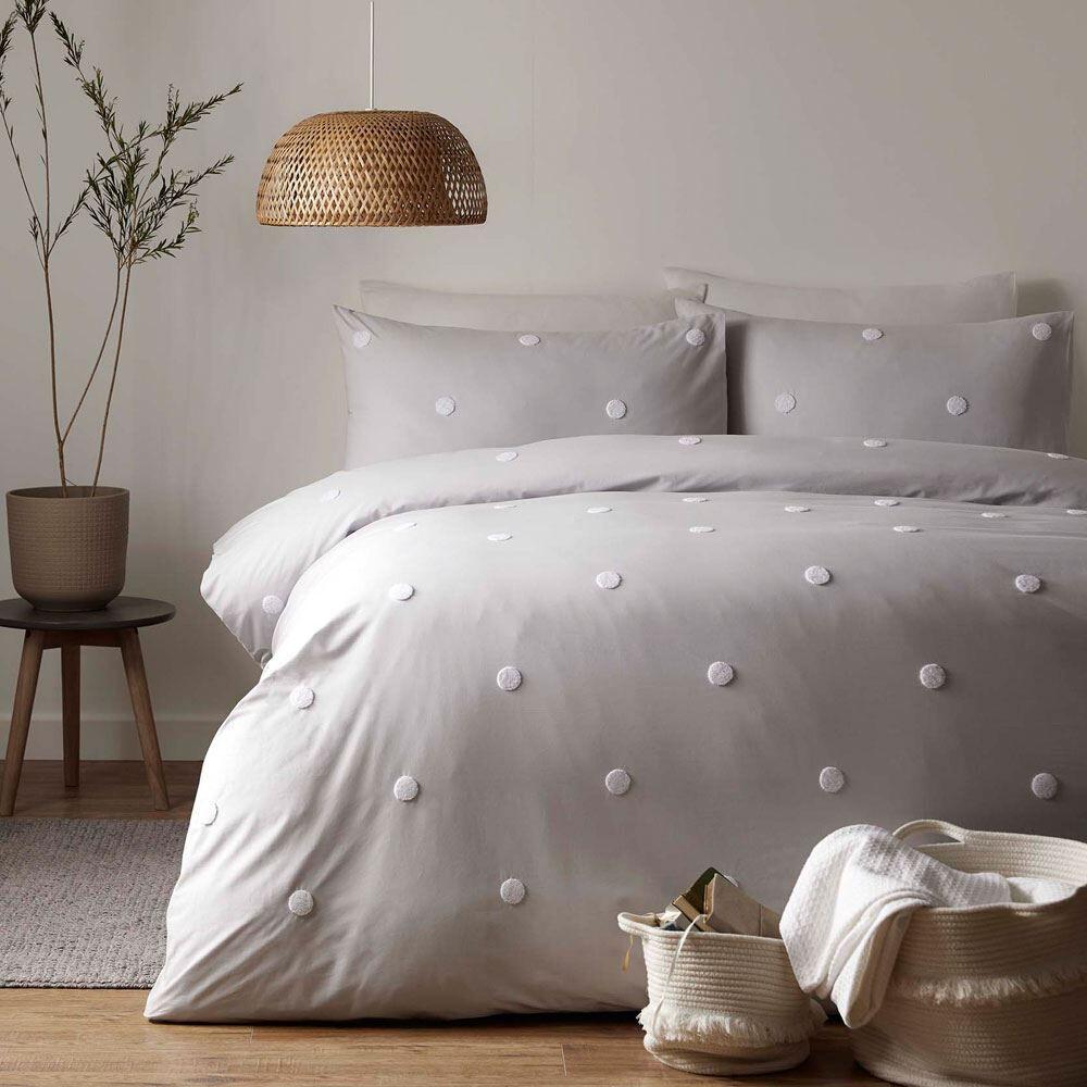Appletree Signature Dot Garden 100% Cotton Tufted Duvet Cover Set