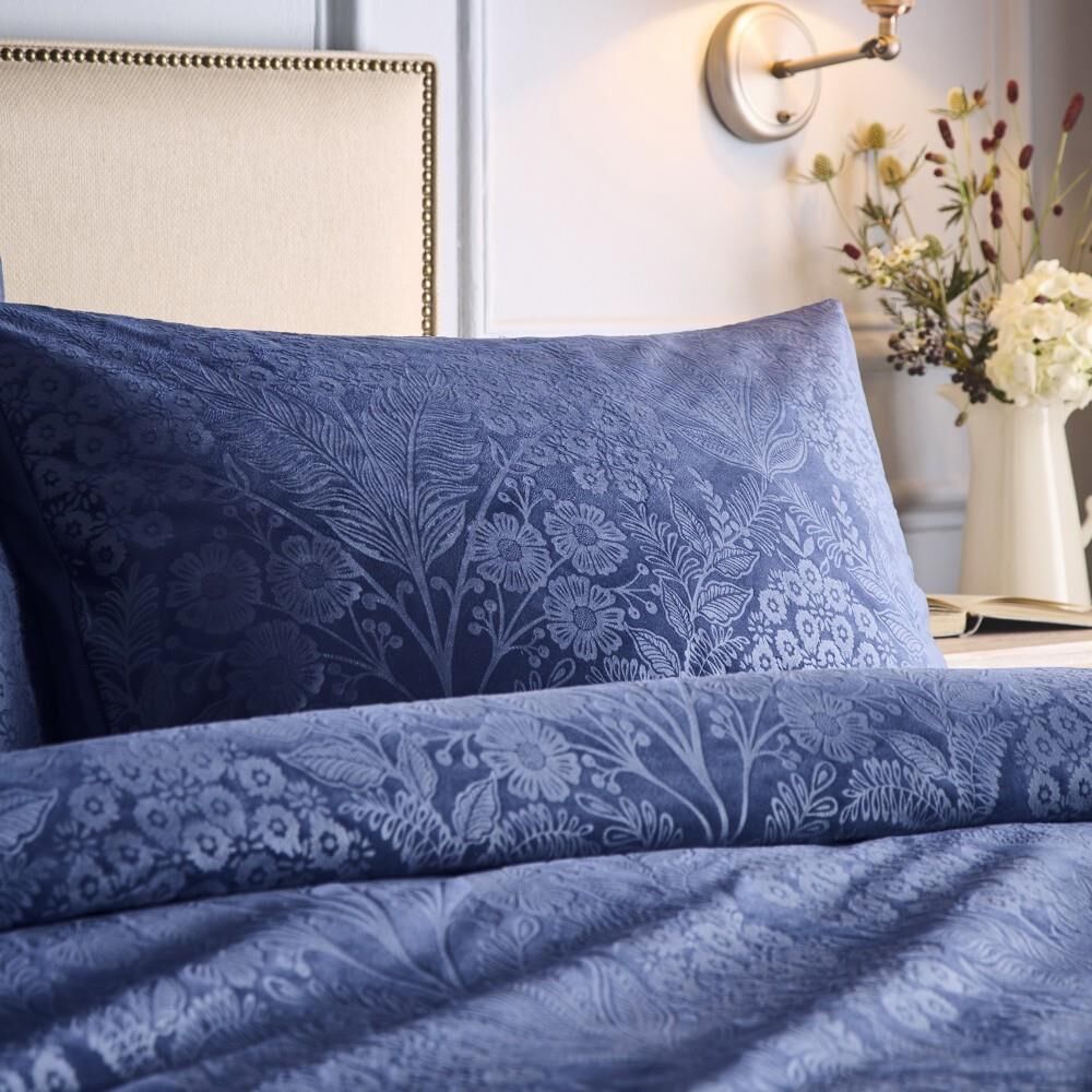 Appletree Heritage Berkley Velvet Floral Embossed Duvet Cover Set